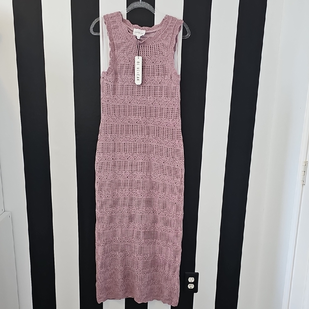 Olive & Oak Mauve Knit Sleeveless Midi Dress